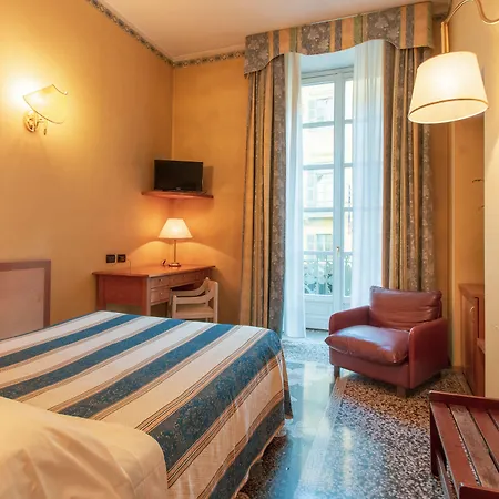 Otel Bologna 2*