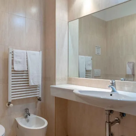 Bologna Hotel 2*